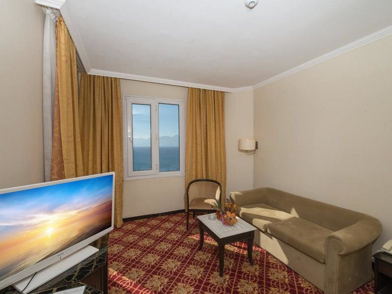 Antalya Adonis 182602