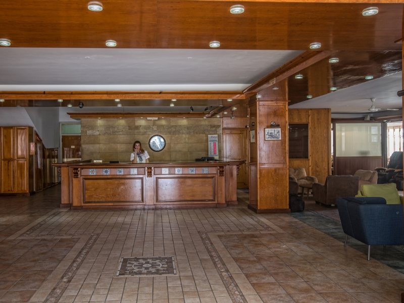 Anthea Hotel Apts 99810