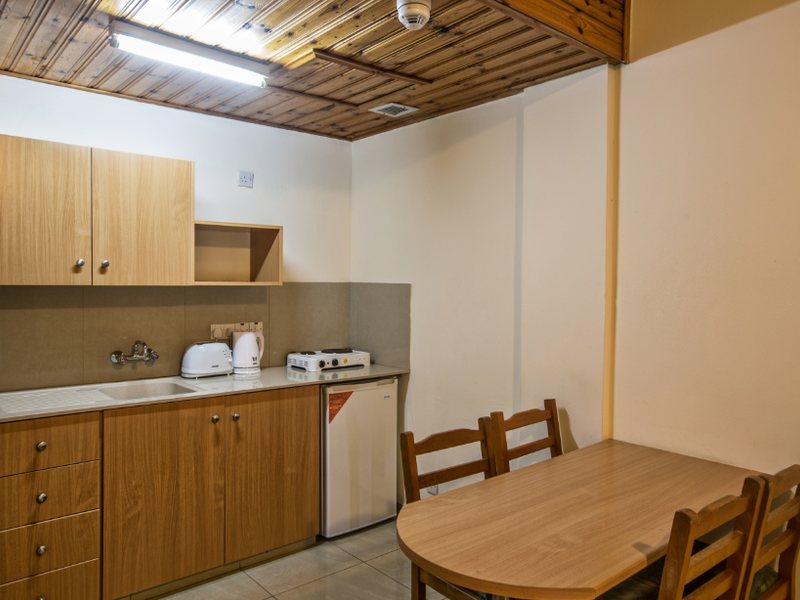 Anthea Hotel Apts 99816