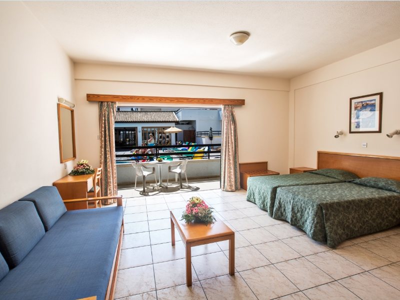 Anthea Hotel Apts 99817