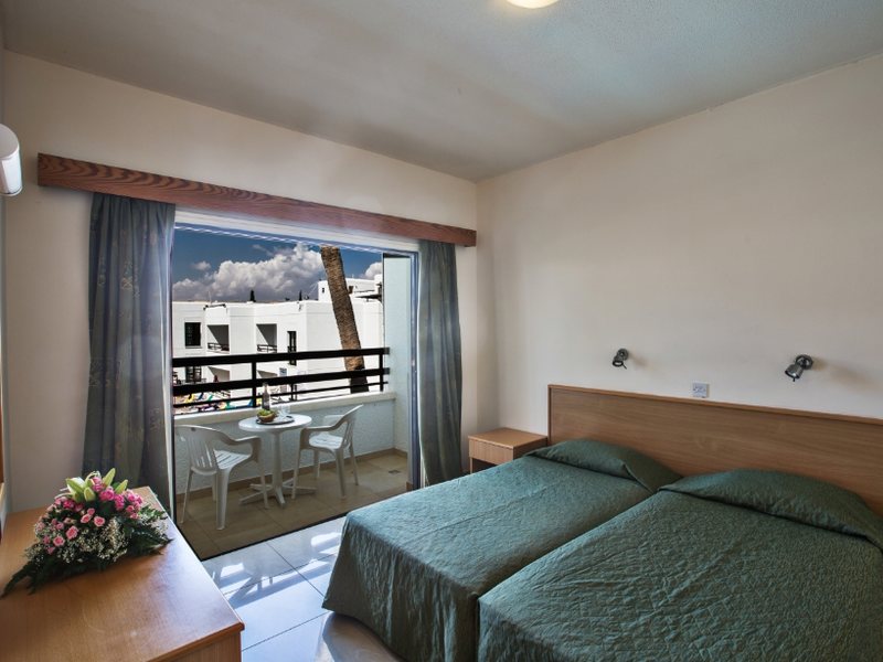 Anthea Hotel Apts 99831