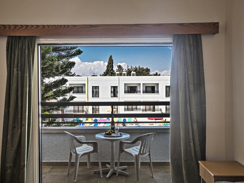 Anthea Hotel Apts 99832