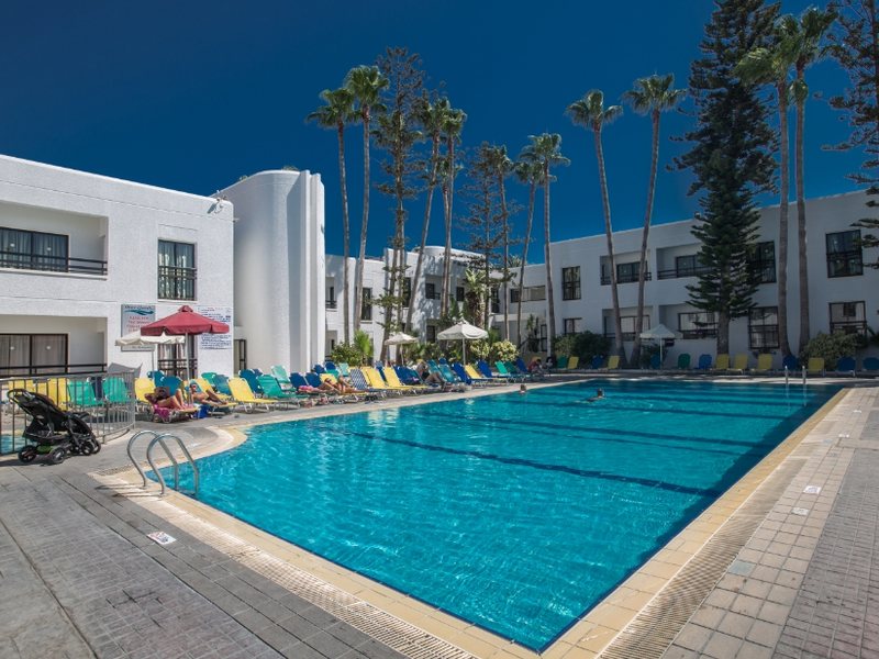 Anthea Hotel Apts 99834