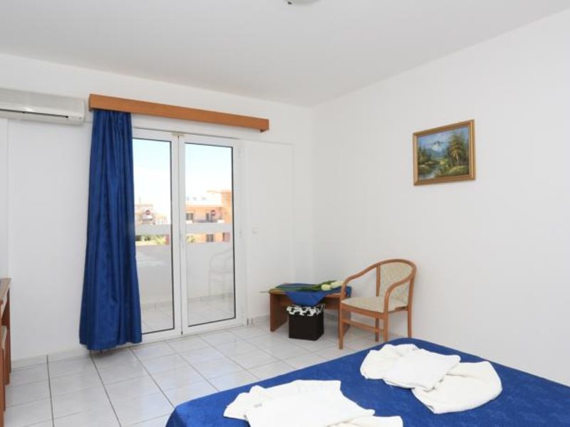 Anthoula Village Hotel 98127