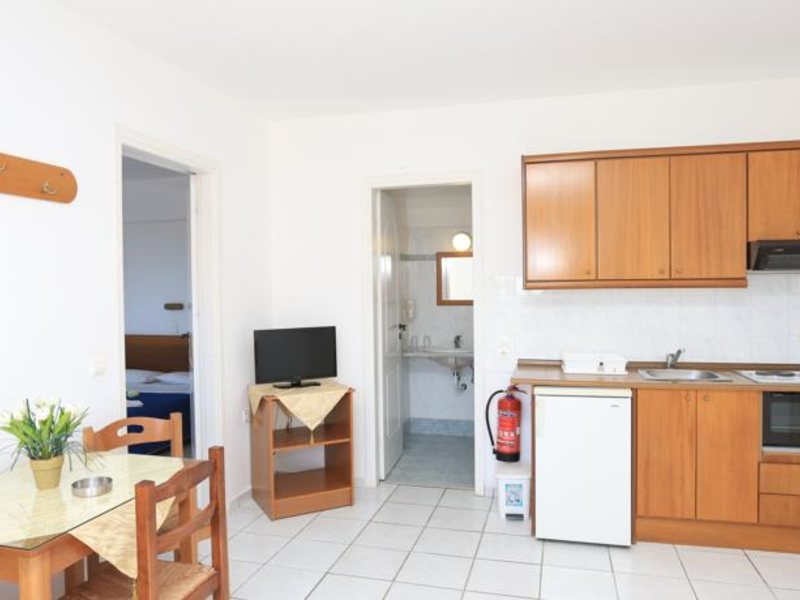 Anthoula Village Hotel 98131