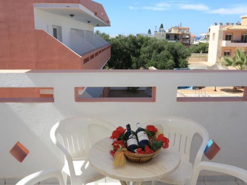 Anthoula Village Hotel 98133