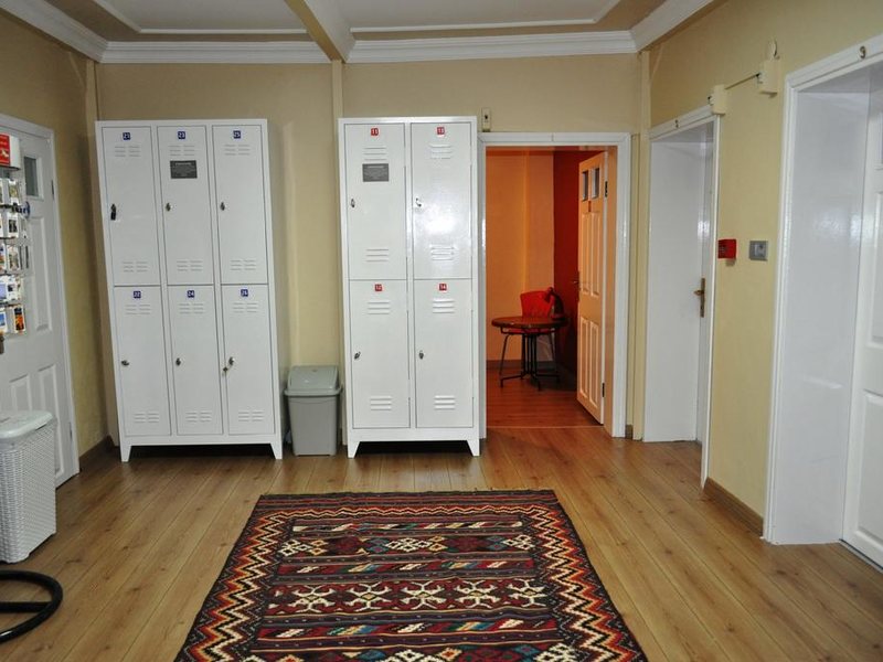 Antique Hostel 279412