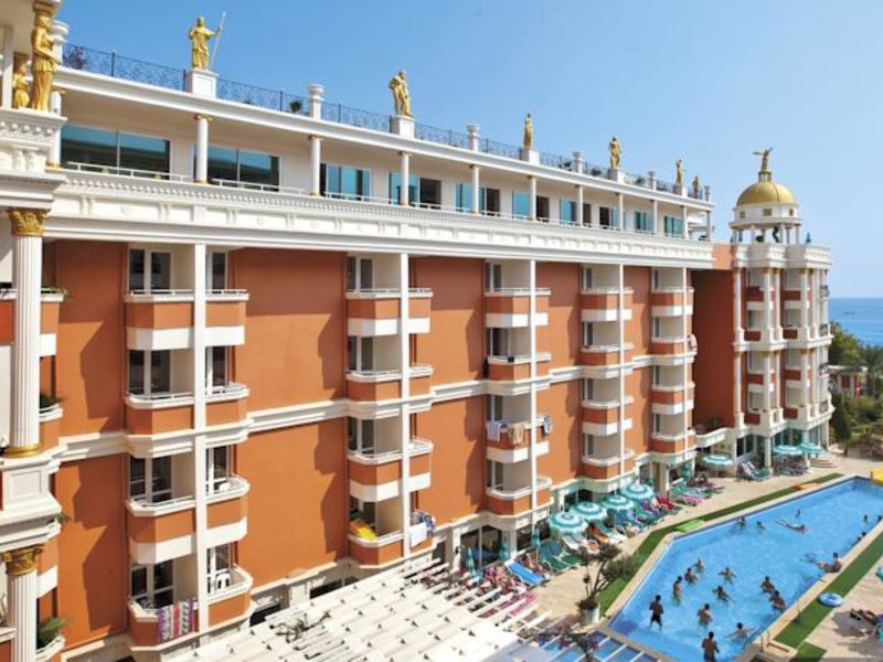 Antique Roman Palace 62634