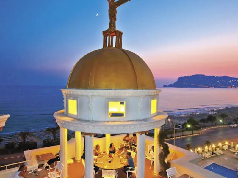 Antique Roman Palace 62642