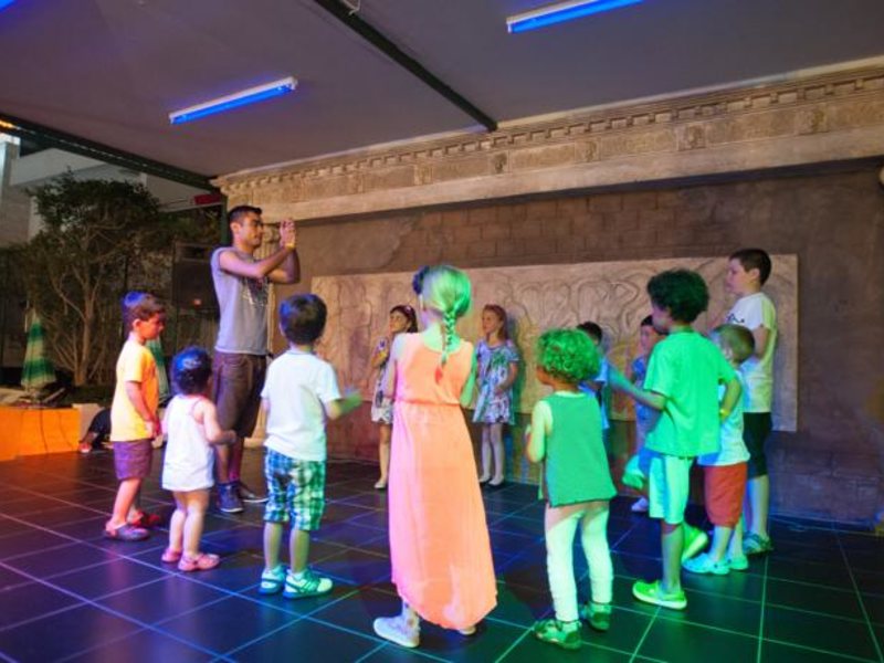 Antique Roman Palace 62649