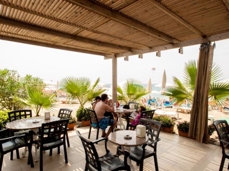 Antique Roman Palace 62657