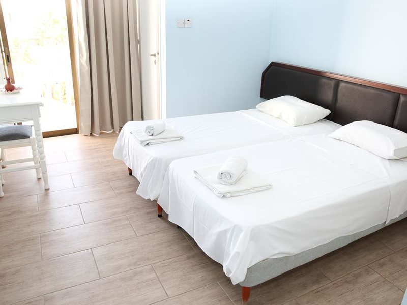 Antonis G Hotel 204511