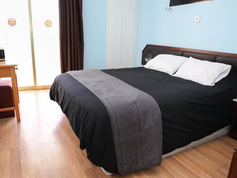 Antonis G Hotel 204513