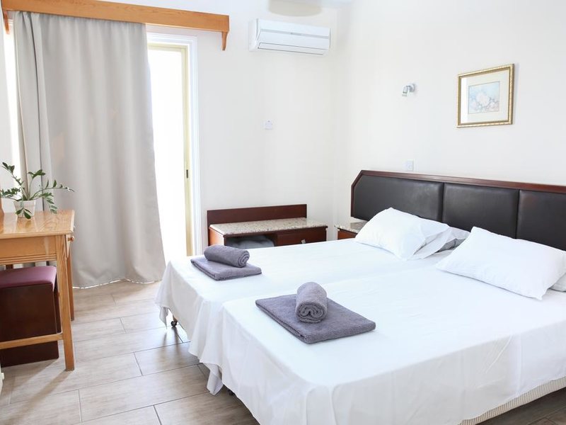 Antonis G Hotel 204525