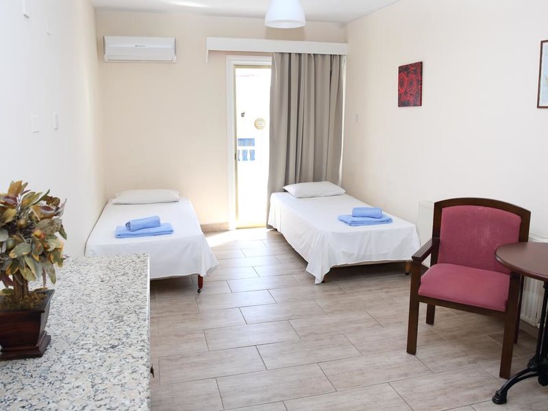 Antonis G Hotel 204526