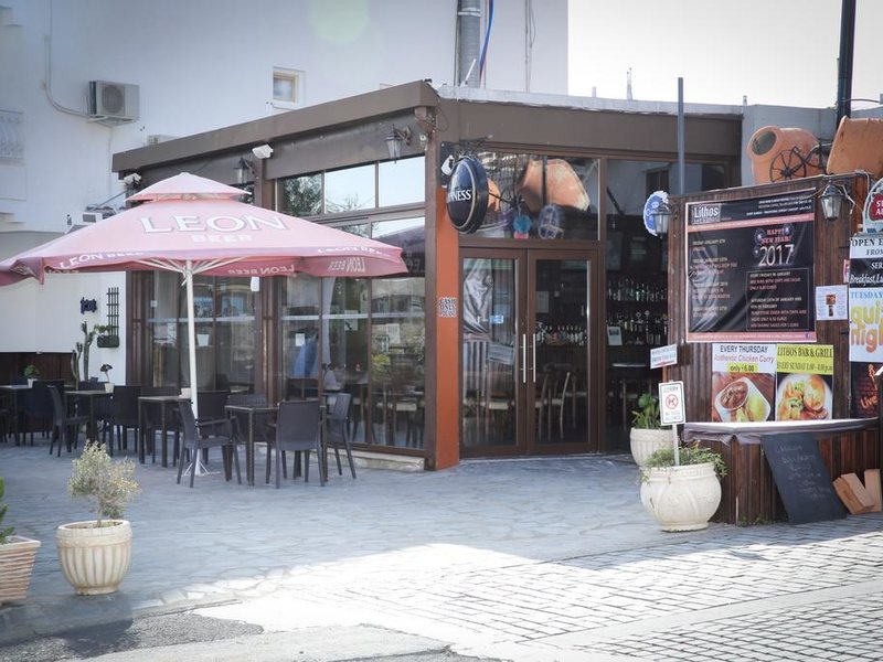 Antonis G Hotel 204537