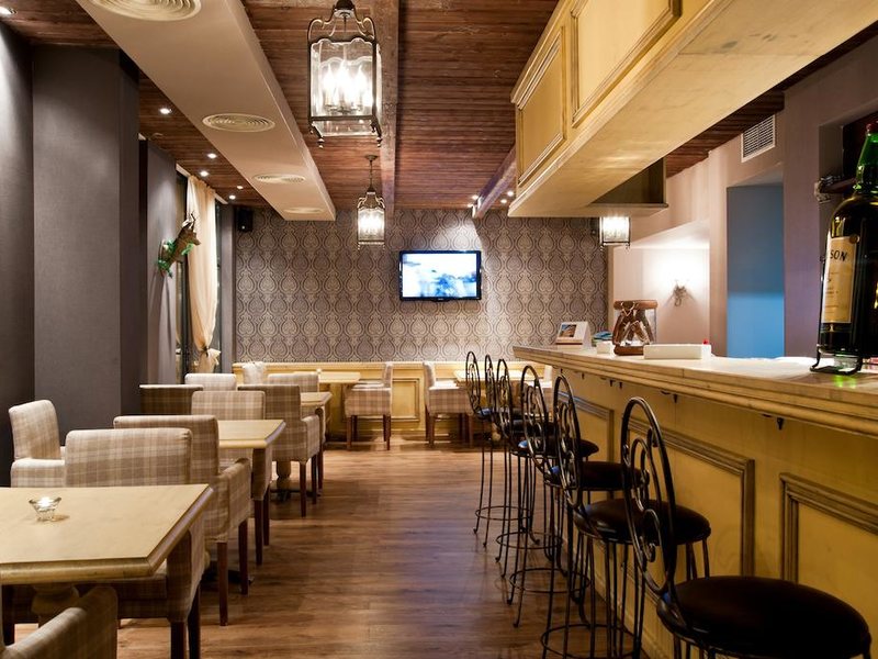 Apart Hotel Cornelia Golf 235890