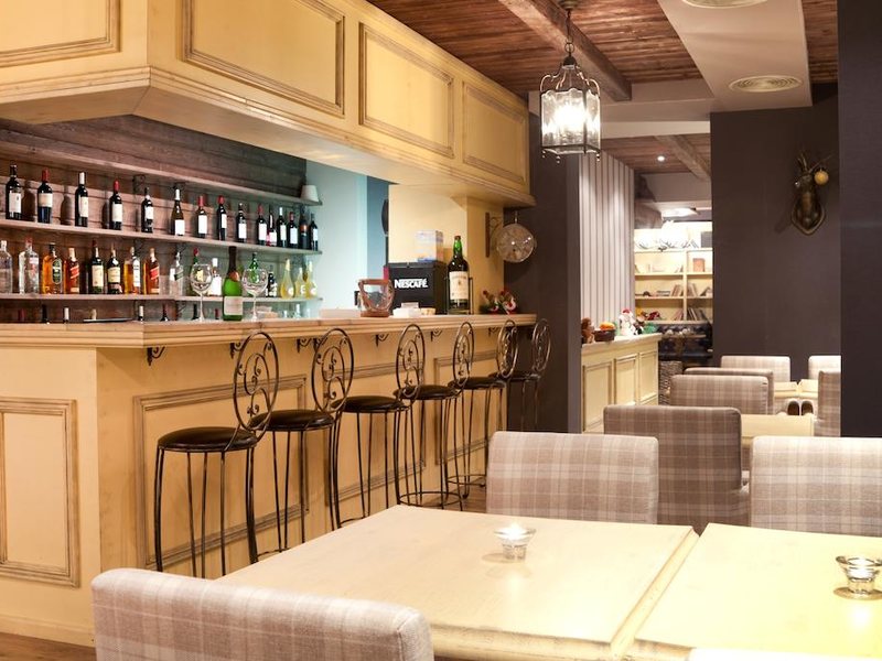 Apart Hotel Cornelia Golf 235891