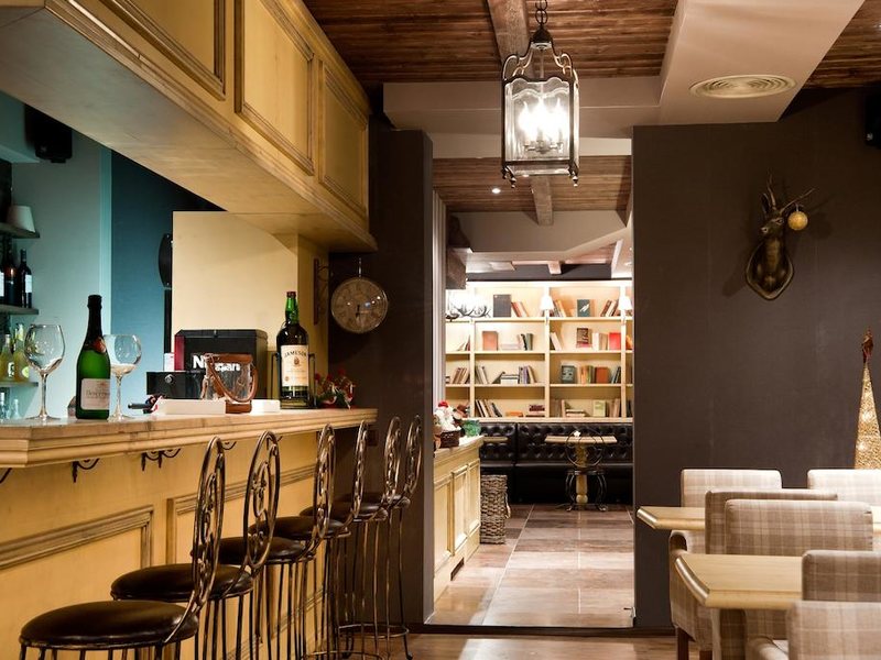 Apart Hotel Cornelia Golf 235892