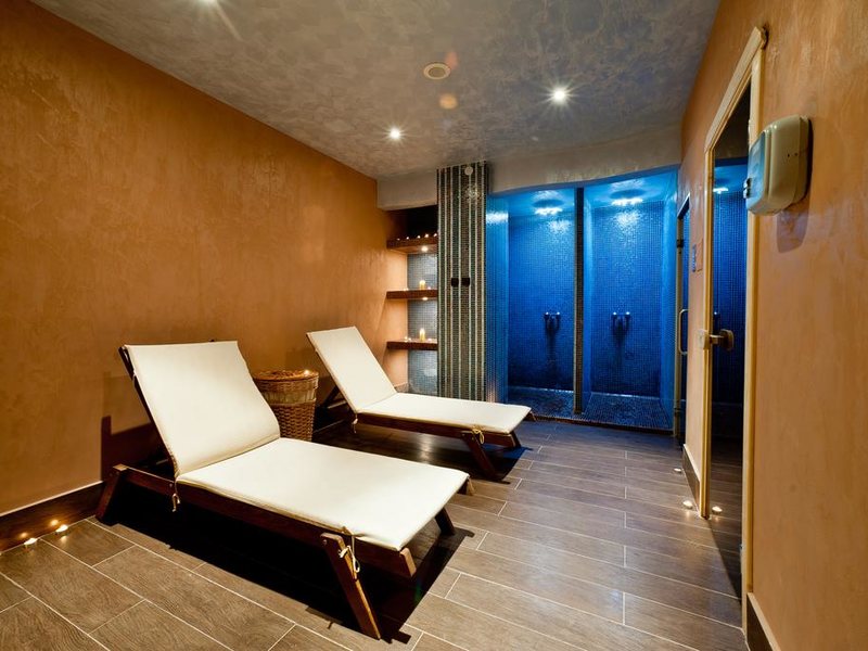 Apart Hotel Cornelia Golf 235920