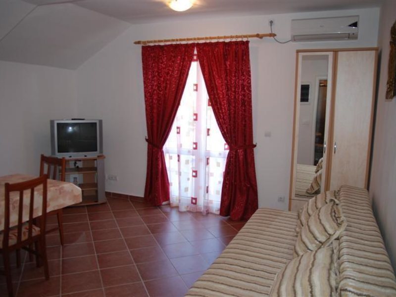 Apartments Fanfani 69396