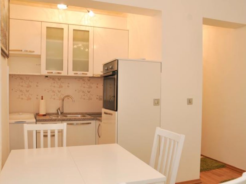 Apartments Francesković 71904