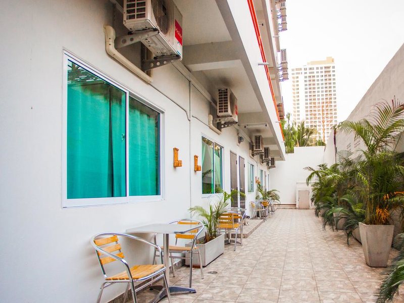 Apollo Apart Hotel  221428