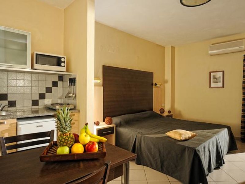 Apollo Apartments 77616