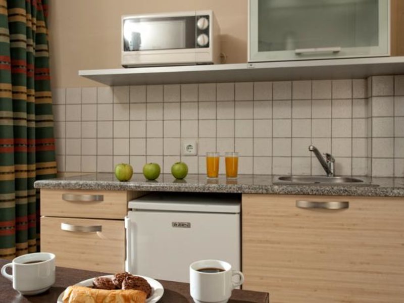 Apollo Apartments 77621