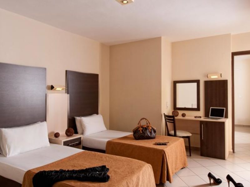 Apollo Apartments 77623