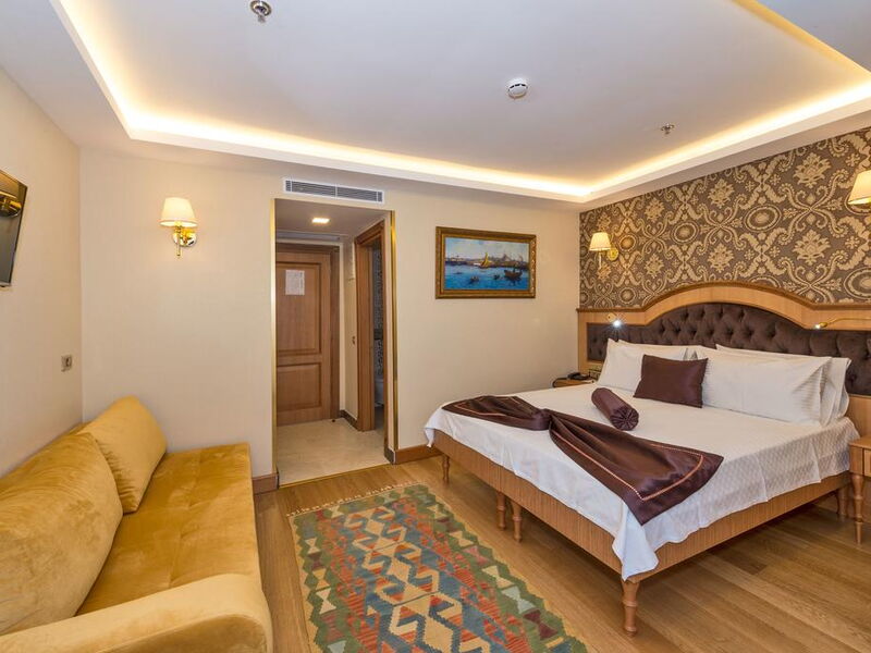 Aprilis Gold Hotel 303938