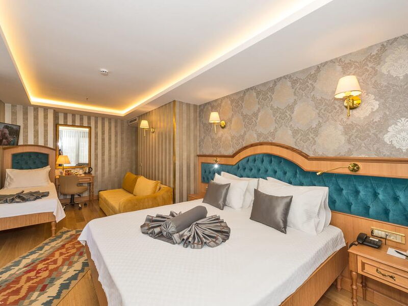 Aprilis Gold Hotel 303939