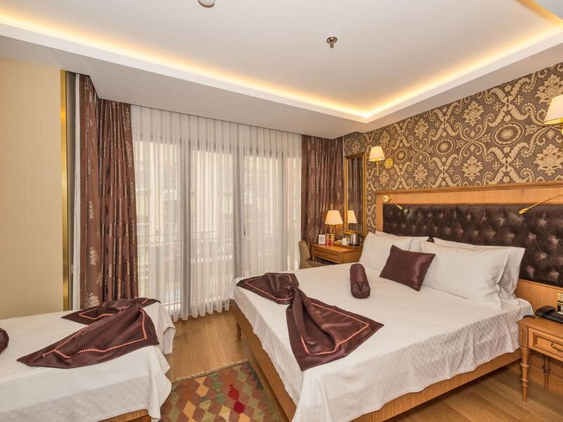 Aprilis Gold Hotel 303950