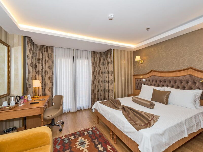 Aprilis Gold Hotel 303951