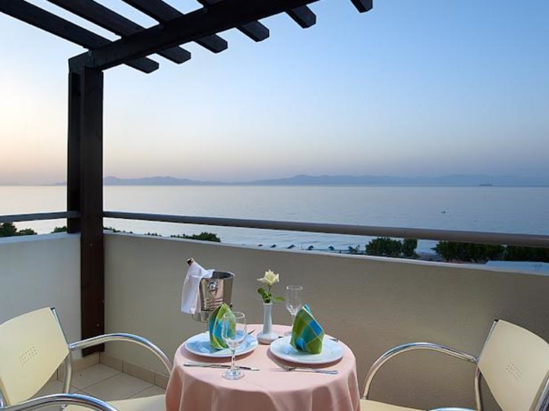 Aqua Beach Blue Bay Club 82465