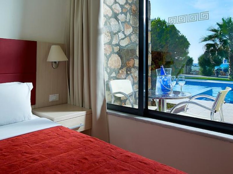 Aqua Beach Blue Bay Club 82466