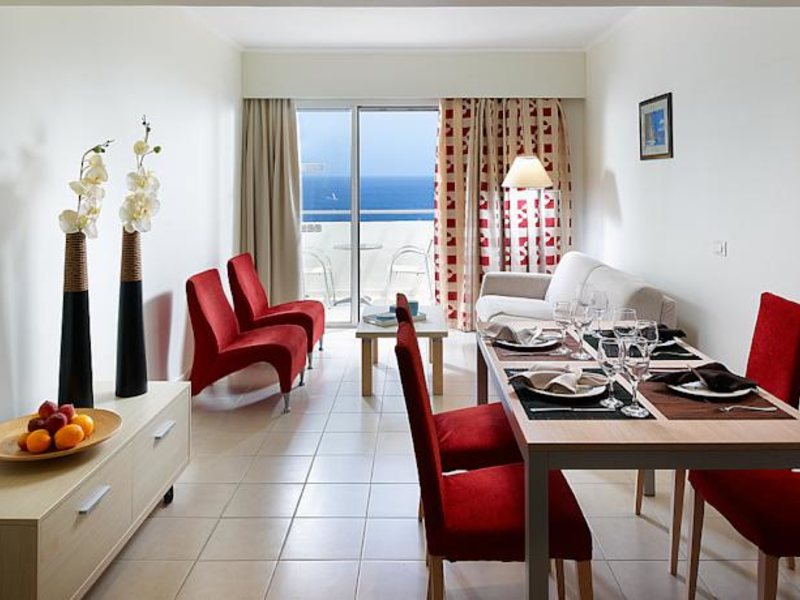 Aqua Beach Blue Bay Club 82472