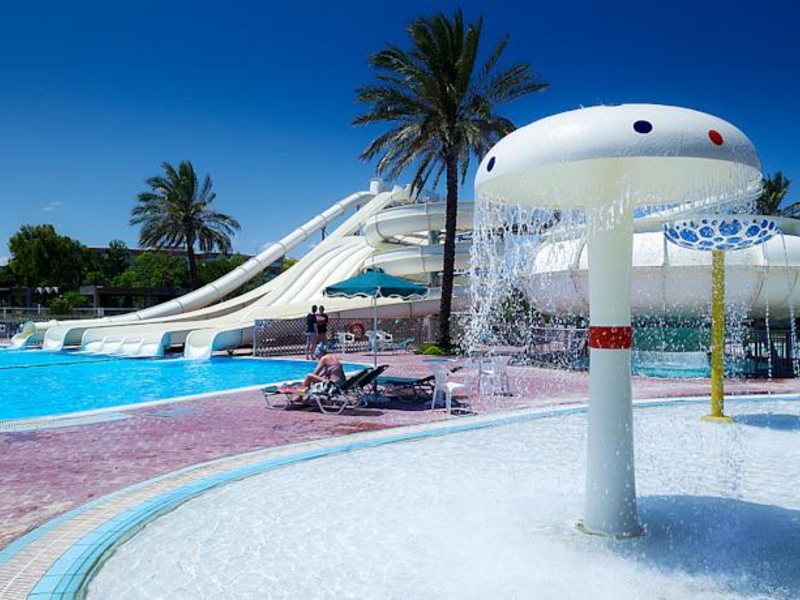 Aqua Beach Blue Bay Club 82474