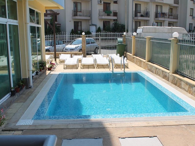 Aqua Blue Apartments 309454