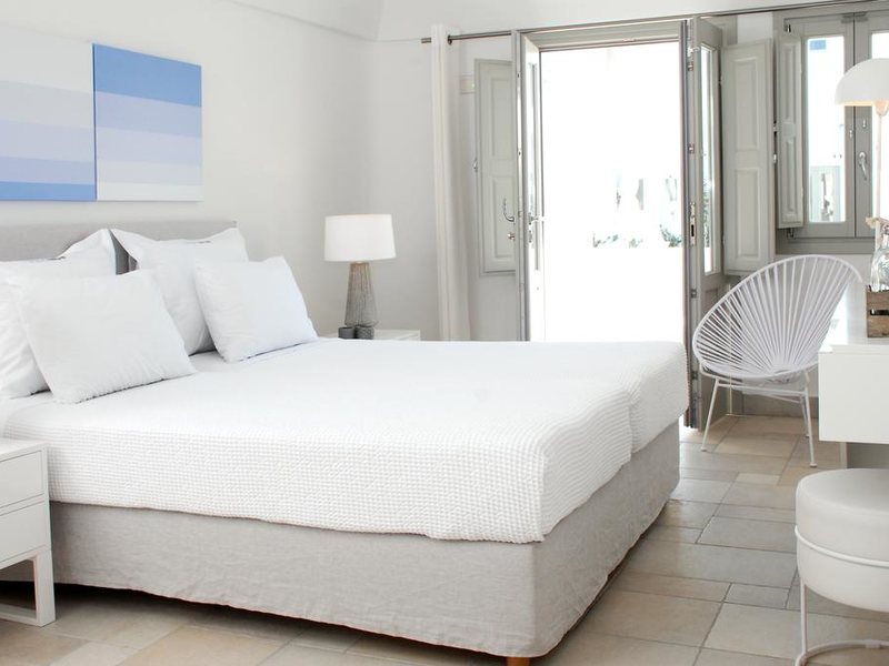 Aqua Blue Hotel  283032