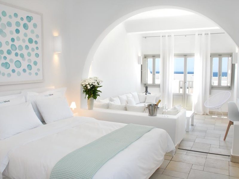 Aqua Blue Hotel  283034