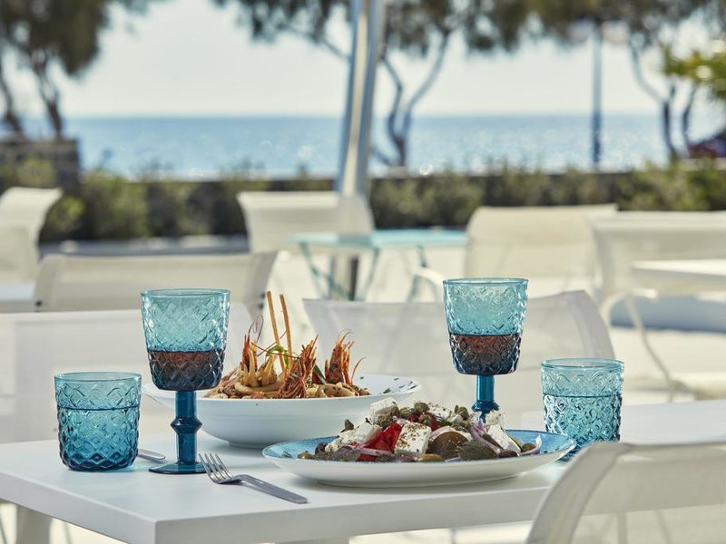 Aqua Blue Hotel  283042