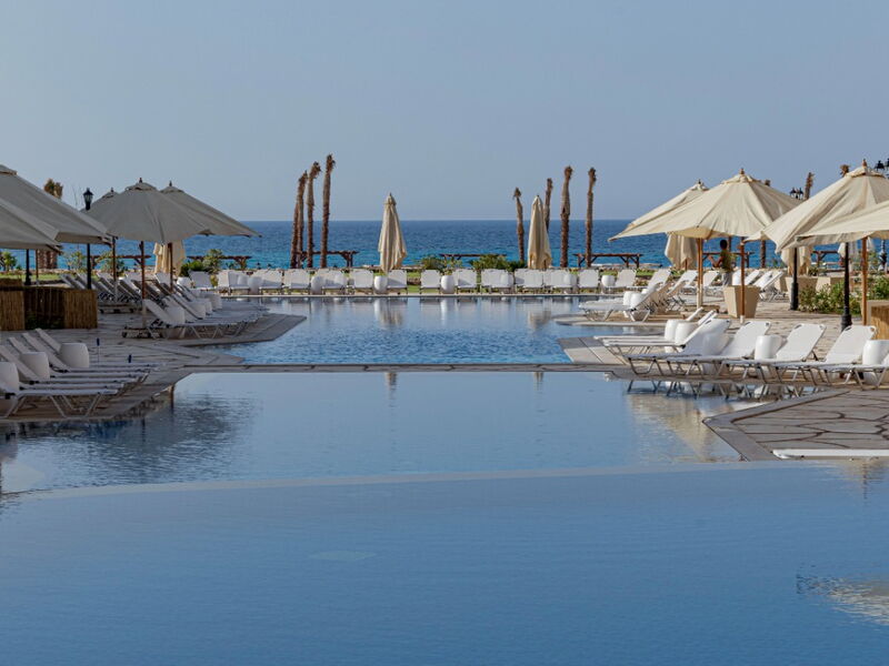 Aqua Heneish Beach Resort 328238