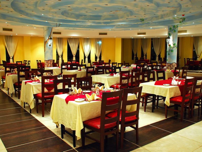 Aqua Hotel Resort & Spa  121819