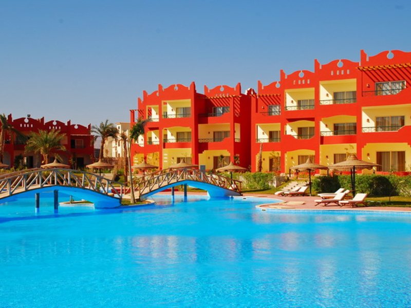 Aqua Hotel Resort & Spa  121821