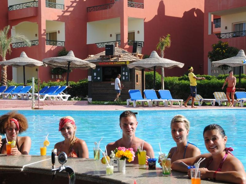 Aqua Hotel Resort & Spa  293252