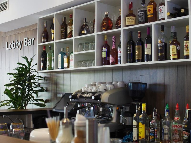 Aqua Life Tower Hotel 162145