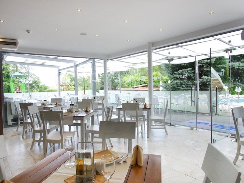 Aqua Life Tower Hotel 162147