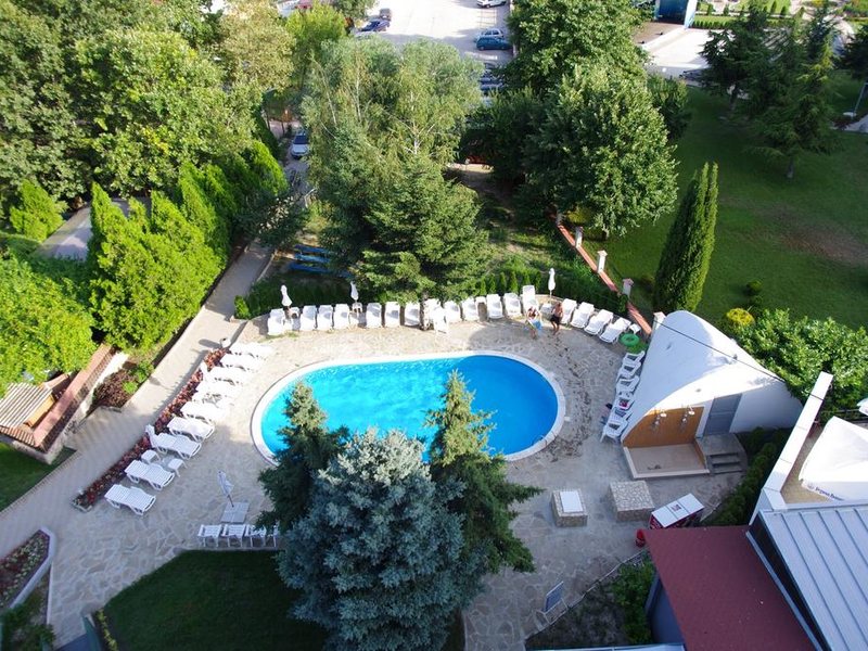 Aqua Life Tower Hotel 162158