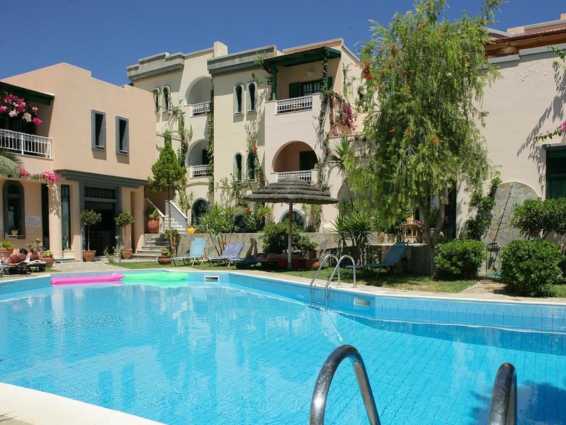 Aquarius Apartments 215180